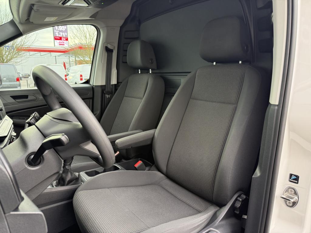 Volkswagen Caddy cargo 2.0 tdi 200pk zb edition | 19'' | verlaagd | spoiler