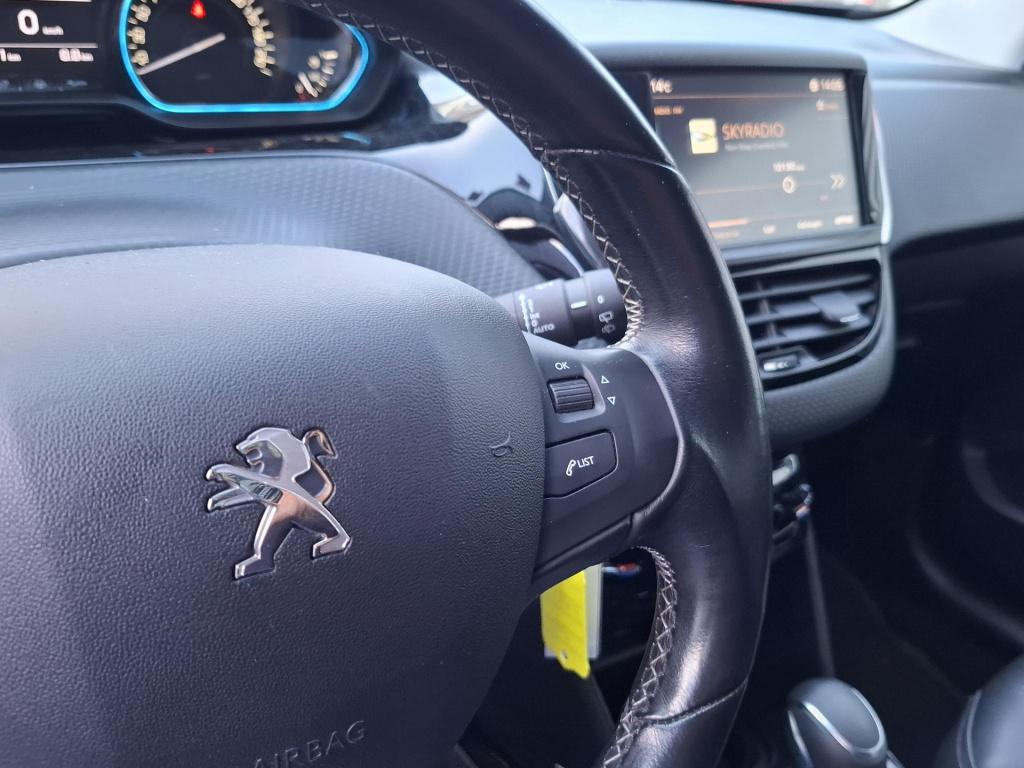 Peugeot 2008 suv 110 allure automaat clima/nav/trekhaak