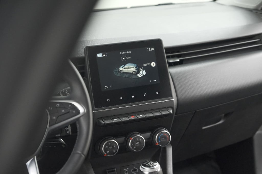 Renault Clio tce 90 equilibre | parkeersensoren | apple carplay | navigatie