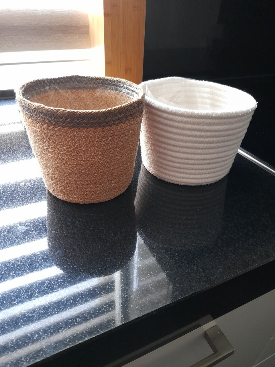 2 bloempotjes gratis