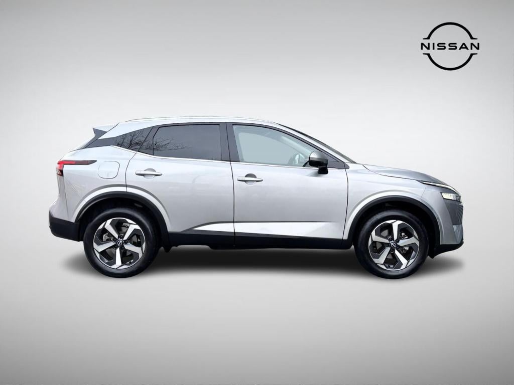 Nissan Qashqai 1.3 mhev n-connecta design pack