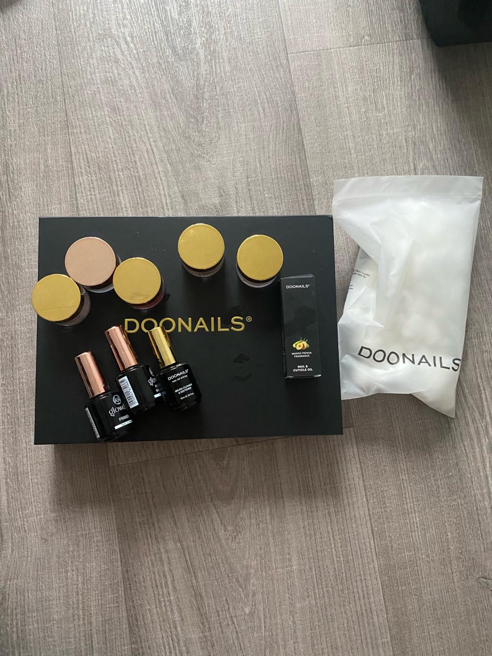 Doonails en glowdip dippowder set compleet