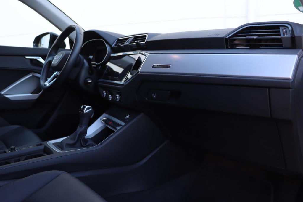 Audi Q3 sportback 35 tfsi business edition s-tronic 150pk
