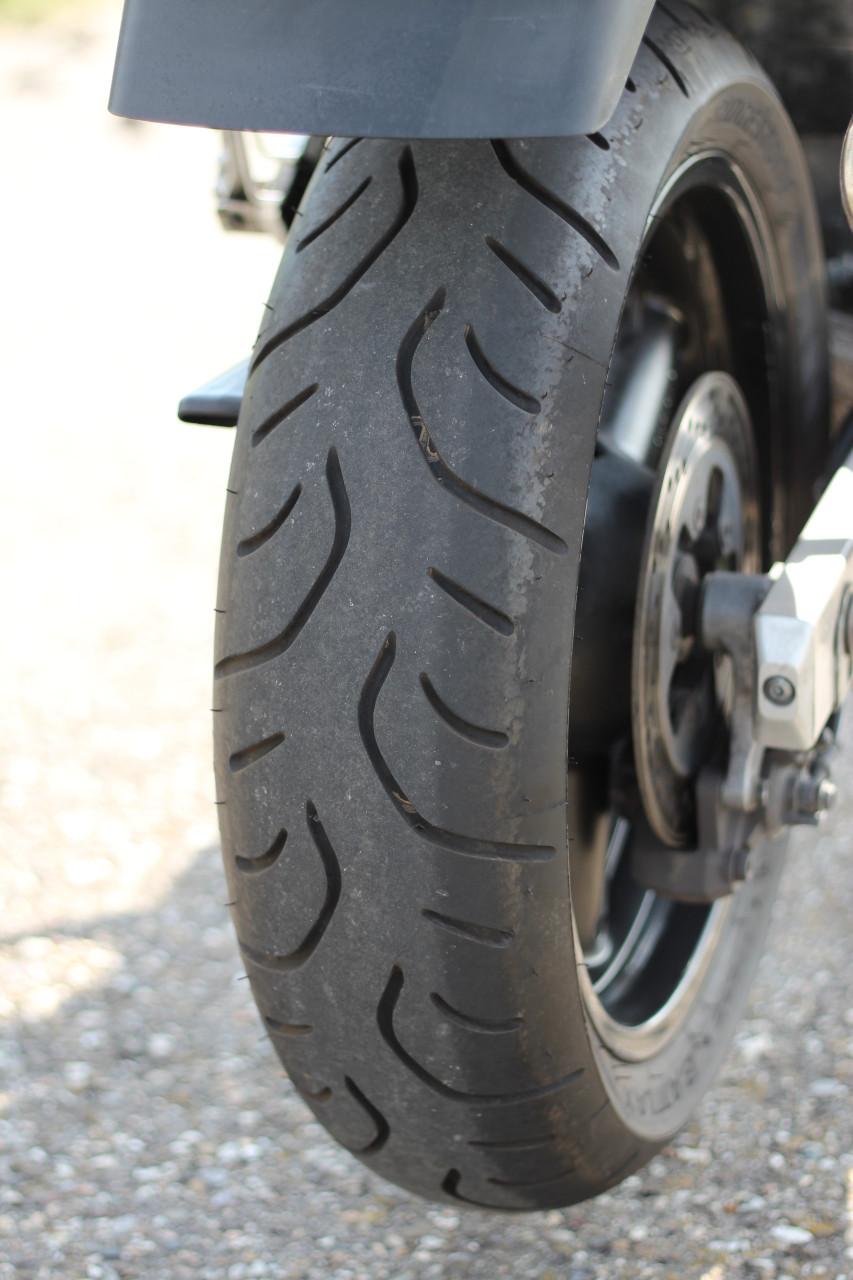 Suzuki gsf 600 s