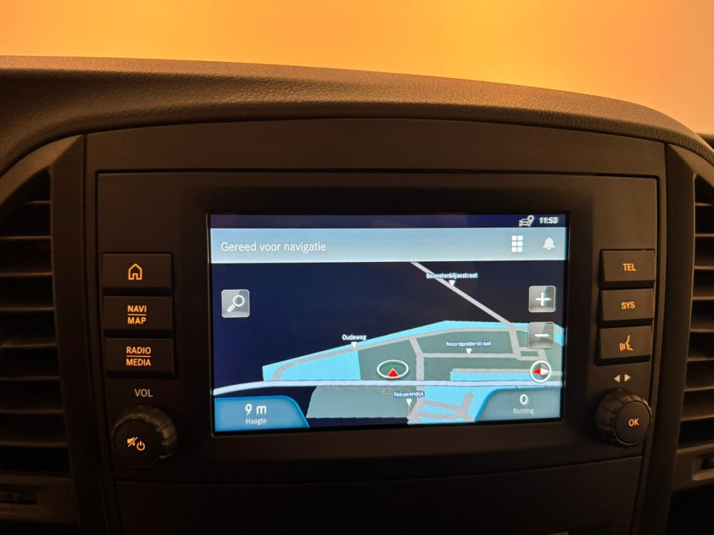 Mercedes-Benz Evito evito lang 41 kwh