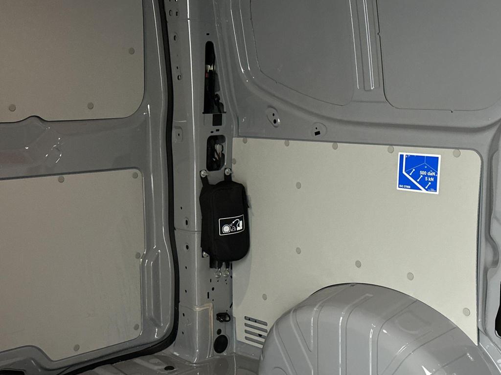 Volkswagen Transporter 2.0 tdi l1h1 28 life