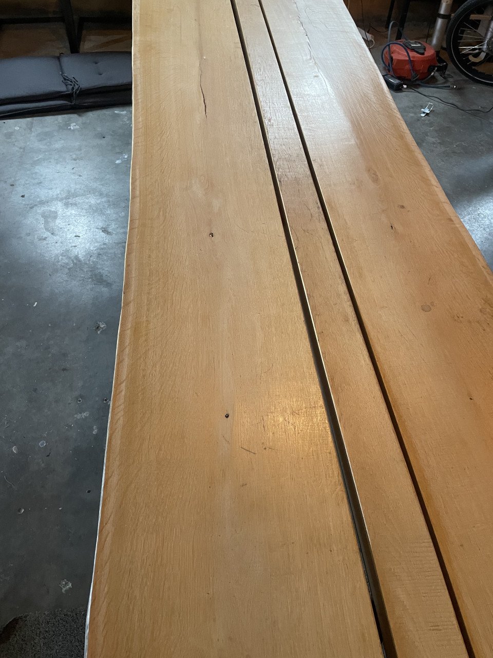Eikenhouten tafel