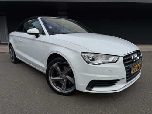 Audi A3 cabriolet 1.8 tfsi ambition pro plus line.