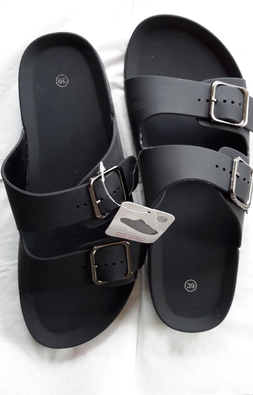 Nieuwe slippers met 2 banden - maat 39 en 41