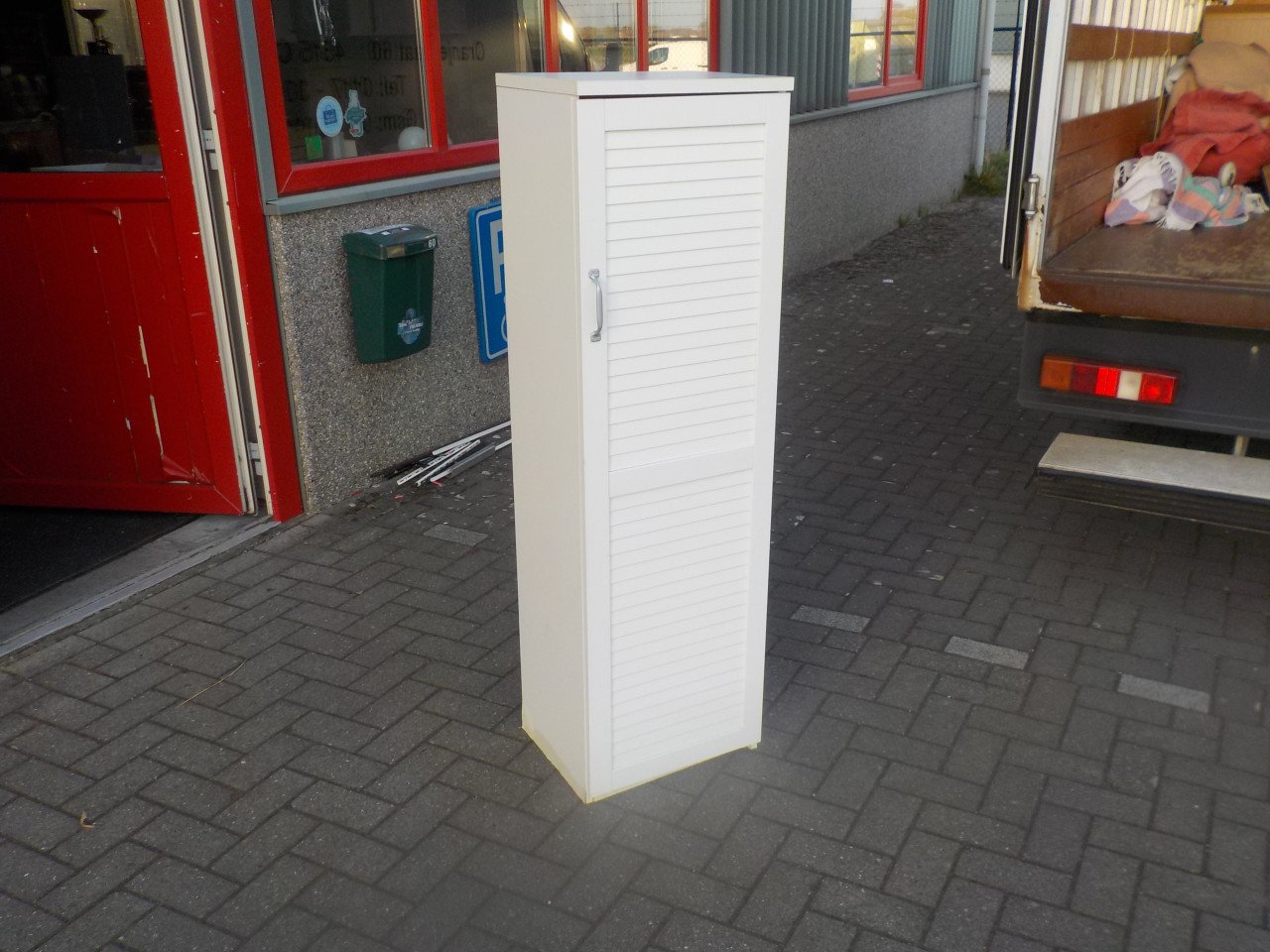 Legkast zeer geschikt voor bijvoorbeeld de douche ruimte