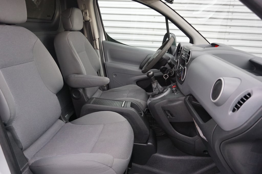 Peugeot Partner 122 1.6 hdi l2 xt elektr. ramen / cruise / trekhaak / nap
