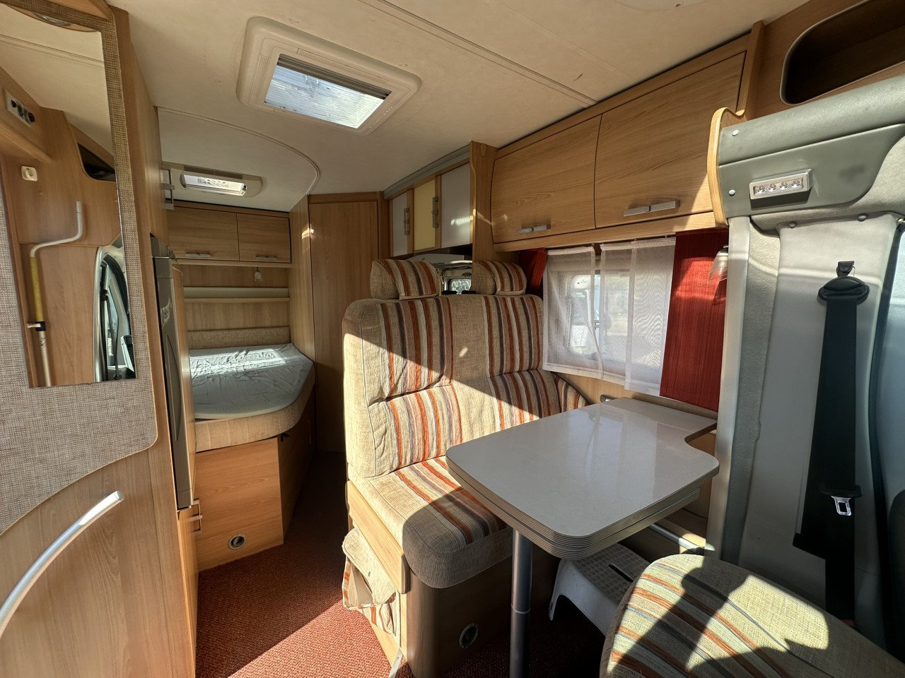 4 persoons Fiat / TEC Rotec camper  Ti593, ideaal voor het gezin.