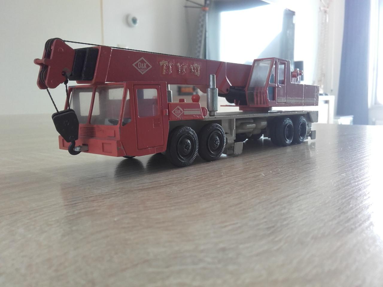 Kraantje van NZG O&K kompleet.