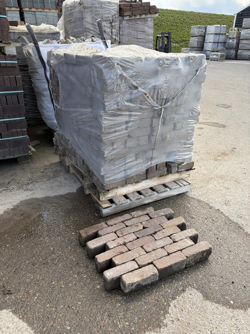 Mooie partij gebakken klinkers bruin