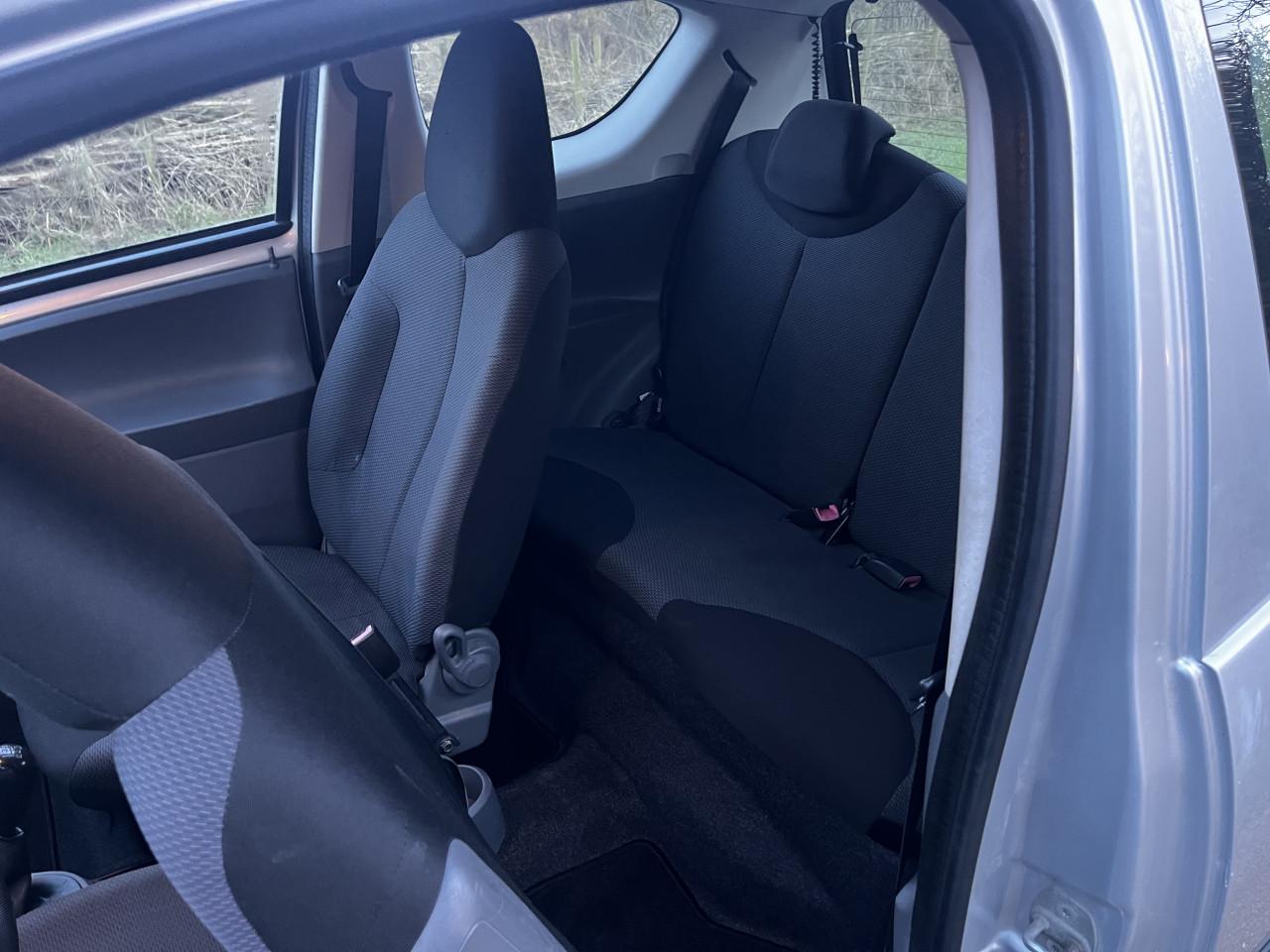 Toyota Aygo 1.0 VVT-i | 3-deurs | Airco | Lage KM |