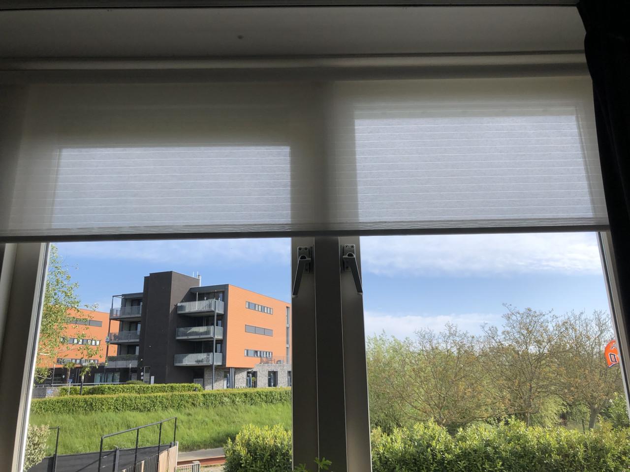 Te koop goed rolgordijn.