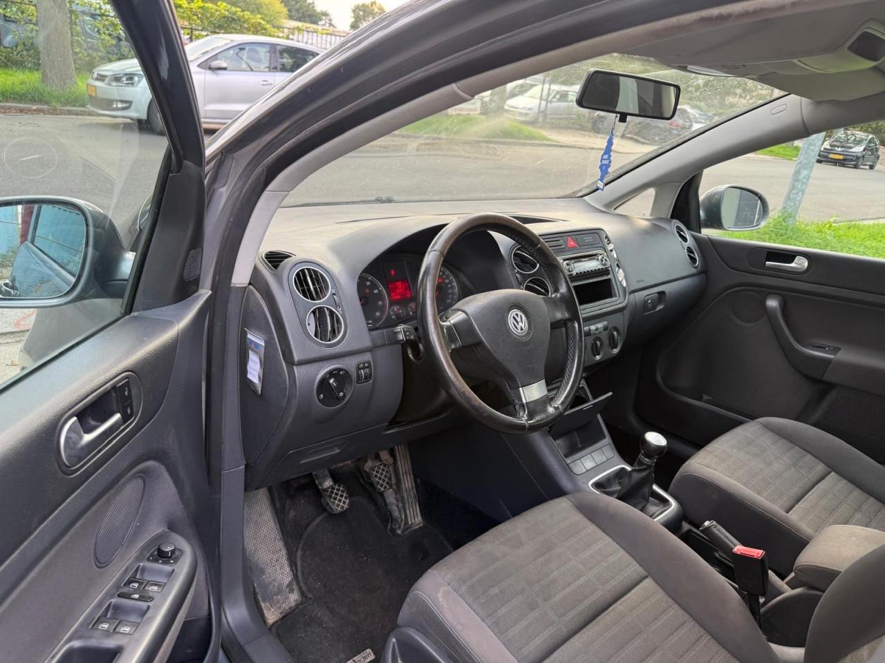 Volkswagen Golf Plus 1.6FSI Optive 3