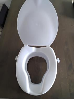Toiletverhoger en toiletpot