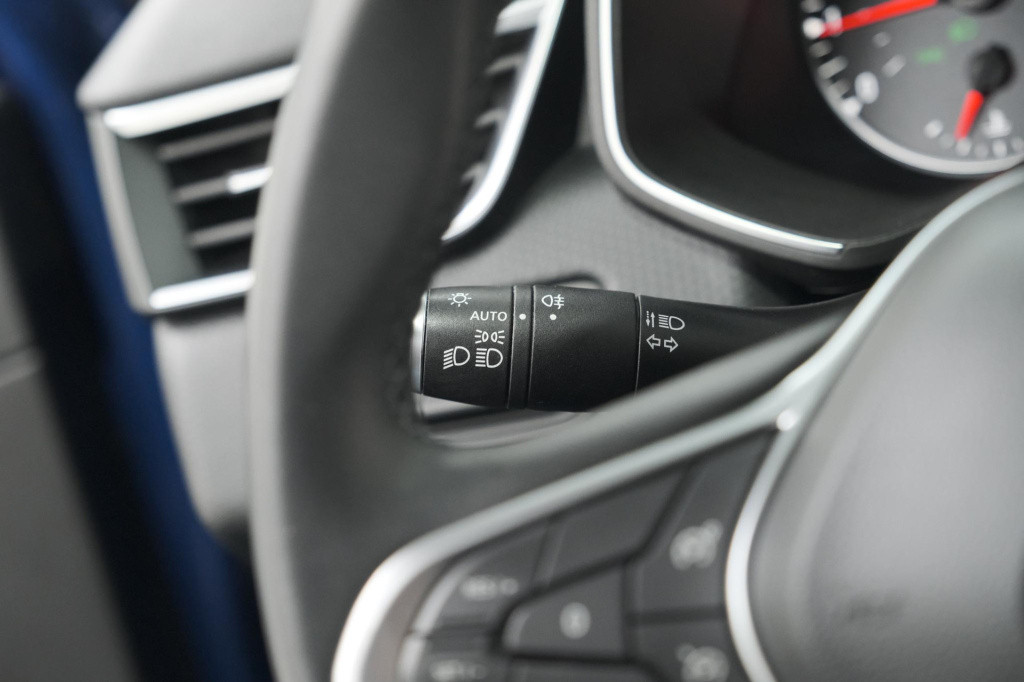 Renault Clio tce 90 zen | parkeersensoren | navigatie | apple carplay