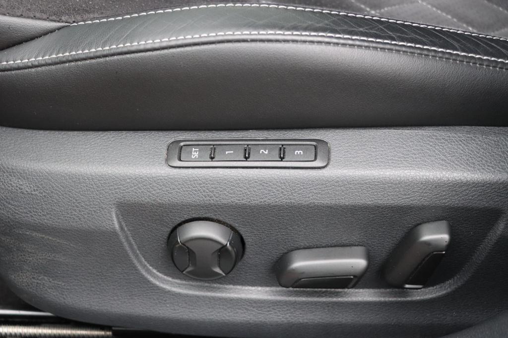 Skoda Superb combi 1.4 tsi iv sportline 218pk dsg6