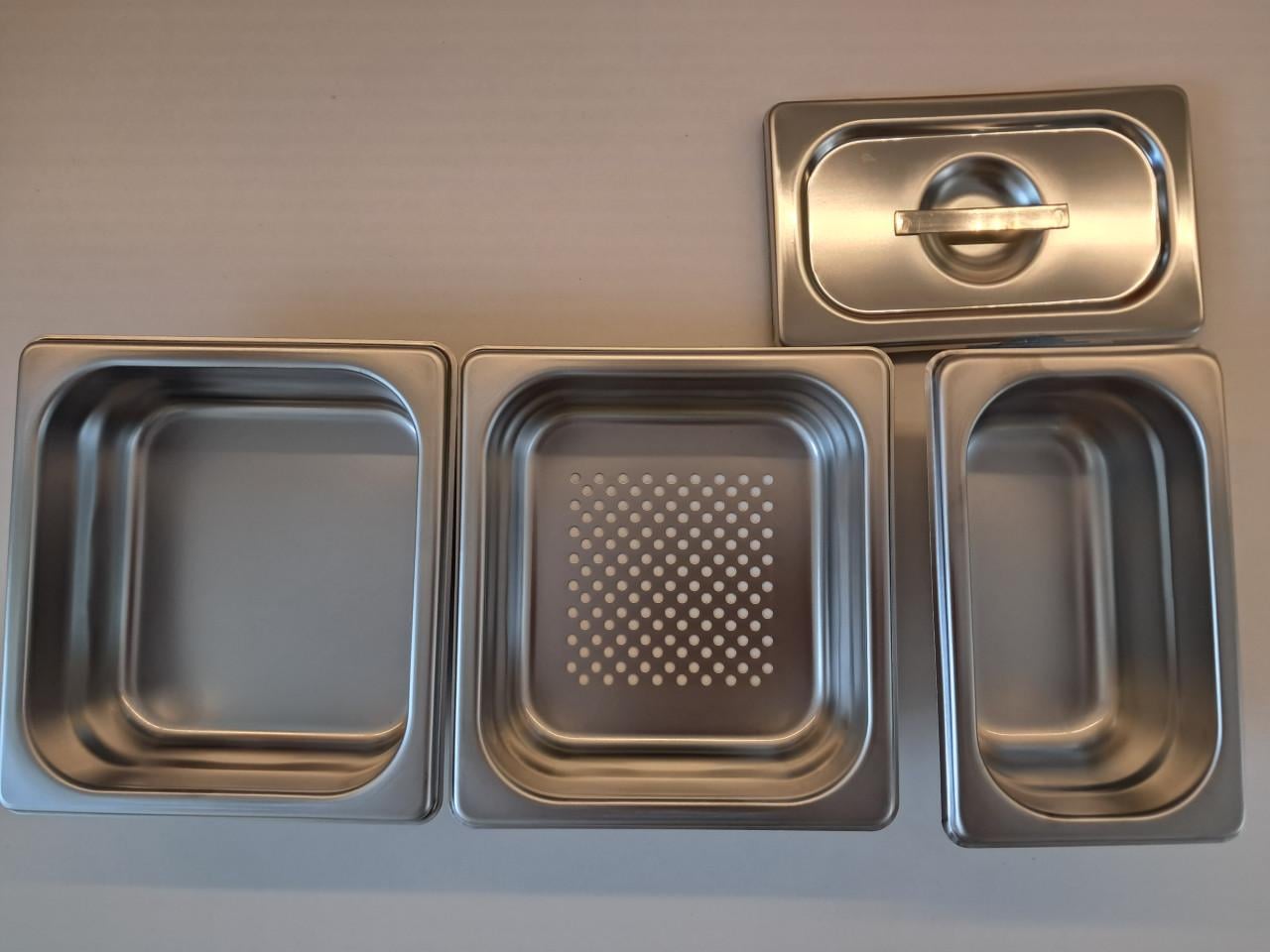2 schalen voor stoomoven