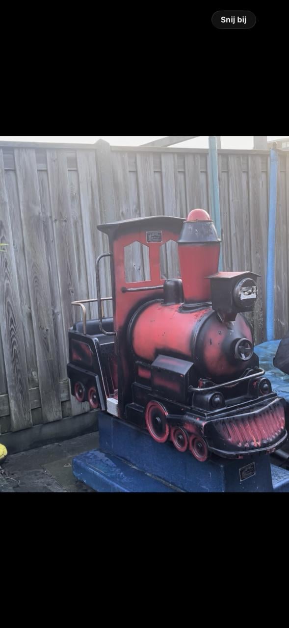 Kiddy ride / Kinderautomaat - Beweegbare trein