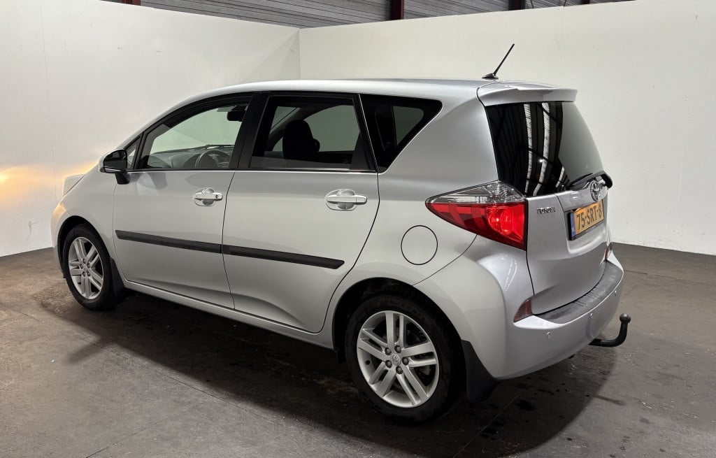 Toyota Verso-s 1.3 vvt-i dynamic