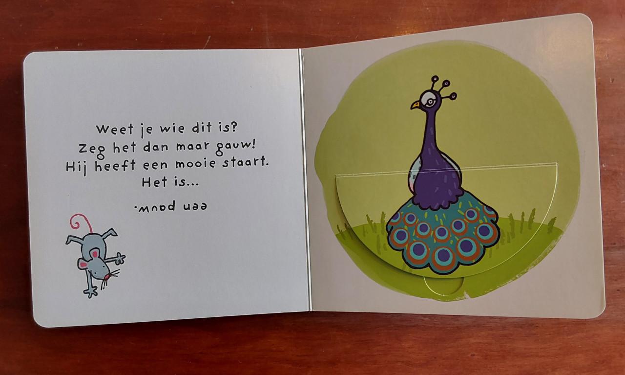 Boekje: Van wie zijn deze billen? met vrolijke flapjes