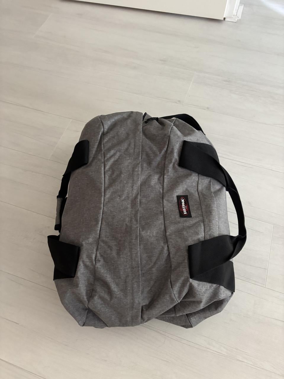 Eastpak reistas met schouderband