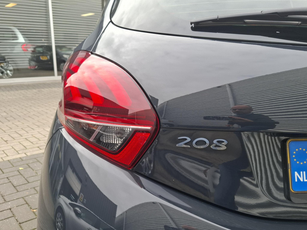Peugeot 208 1.2 allure nav/clim/lmv/park