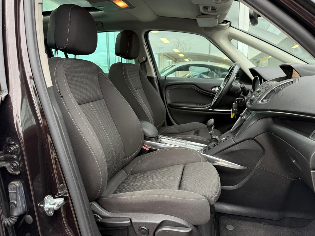 Opel Zafira tourer 1.4 cosmo 7p.