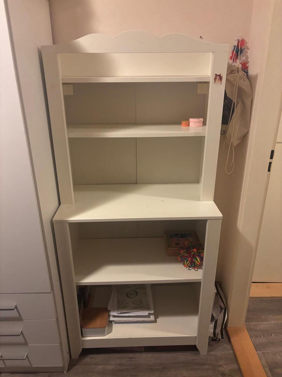 Kinderkledingkast / kinderkamerkastjes