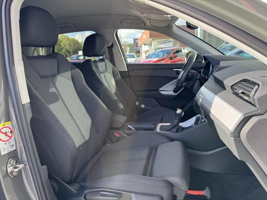 Audi Q3 45 tfsi e s edition