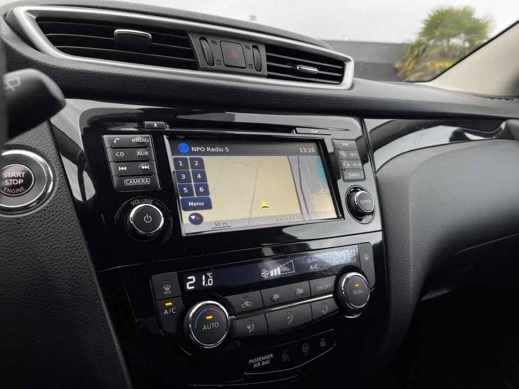 Nissan Qashqai 1.2 n-connecta | navigatie | 360° camera | stoelverwarming |