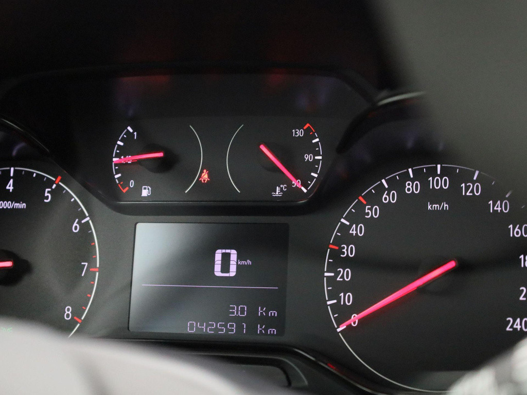 Opel Combo 1.5d l1h1 edition | navigatie | apple carplay/android auto | par