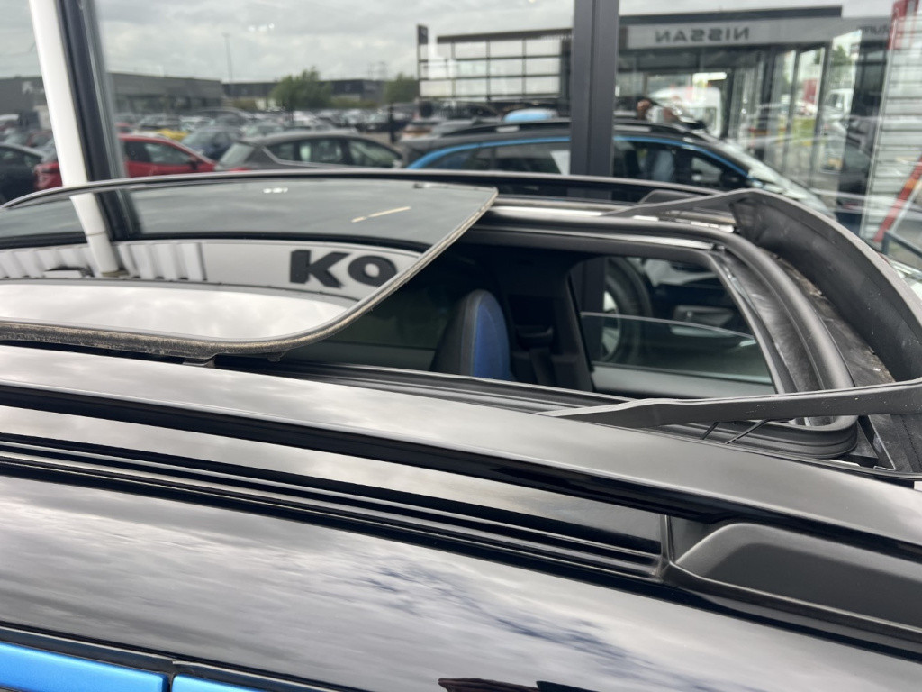 Lynk & Co 01 1.5 261pk plug in hybrid , pano dak , 360 gr camera , car play