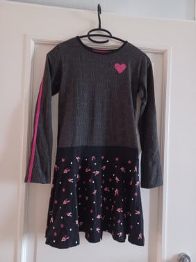 Jurk maat 146/152