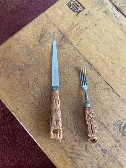 Oude messen (ongeveer 36) voor het vermaken voor paardenmessen "paeremessen