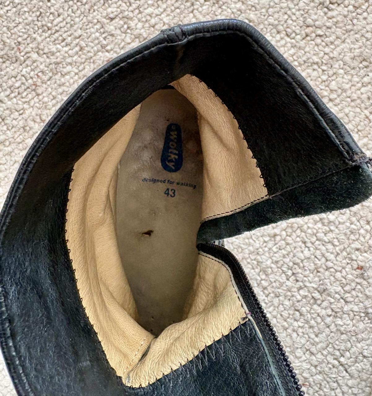 Dames enkellaarsjes ( merk Wolky )