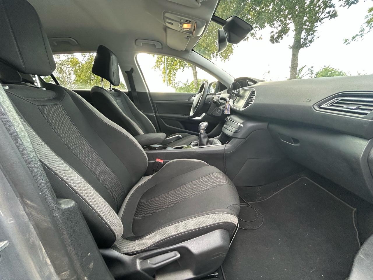 Peugeot 308 1.2 80kw 2015 146.000km