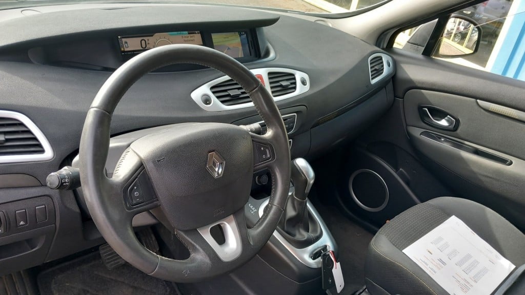 Renault Scenic 2.0 dynamique