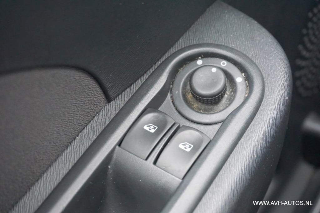 Renault Twingo 1.2-16v dynamique