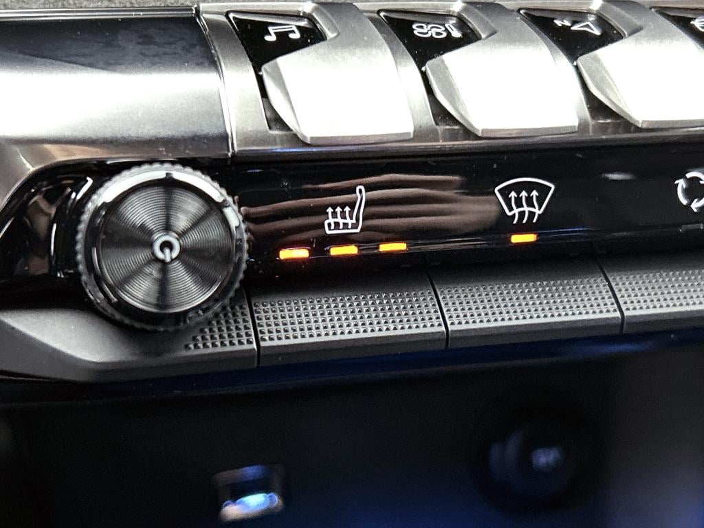 Peugeot 3008 130 pk automaat gt | rijklaar | elektrische achterklep | adapt