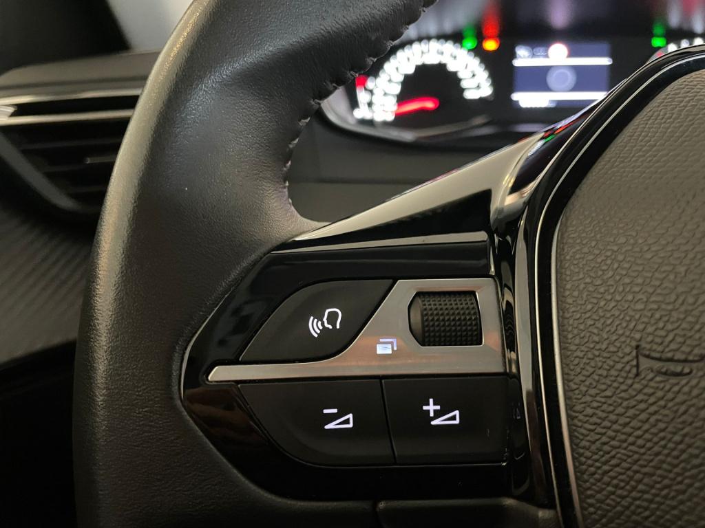 Peugeot 2008 1.2 puretech active pack