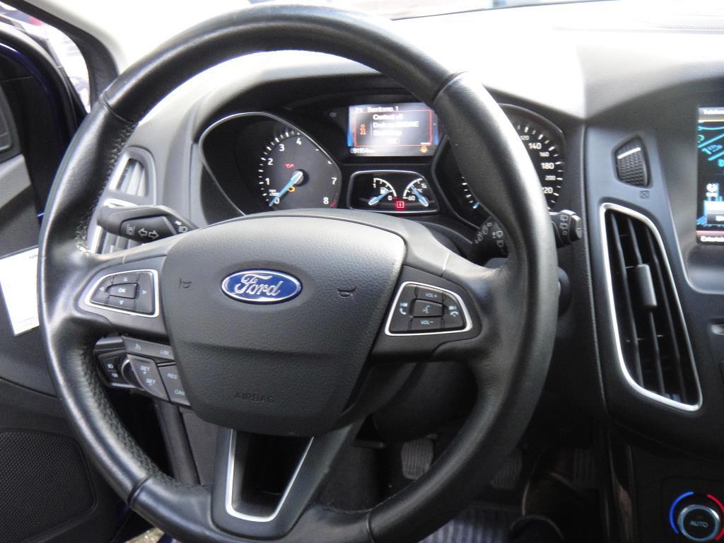 Ford Focus 1.5 titanium edition