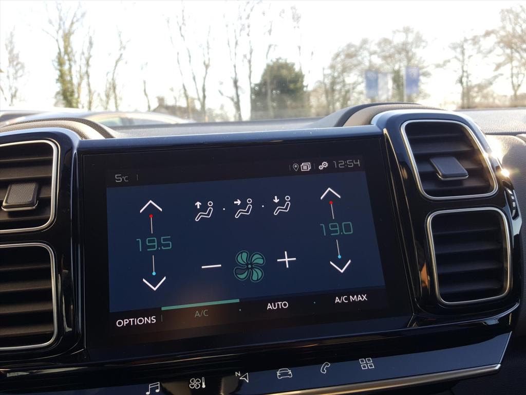 Citroen C5 Aircross 1.6 plug-in hybrid 225pk eat8 business apple carplay & 