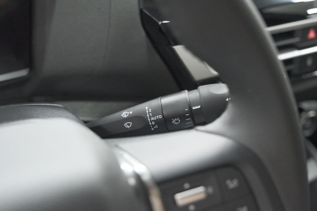 Citroen C4 puretech 130 plus | camera | apple carplay | parkeersensoren
