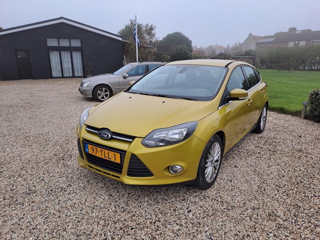 Ford Focus 2012 1.6L - Incl extra set winterbanden