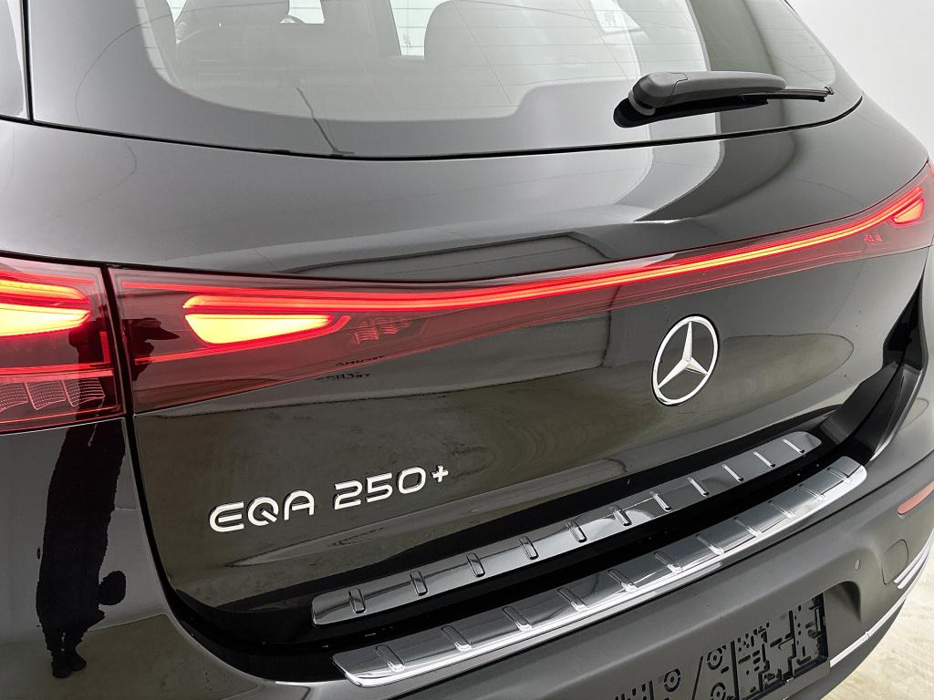 Mercedes-Benz Eqa 250+ business solution 71 kwh | widescreen display | extr