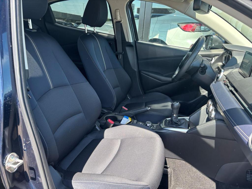 Mazda 2 1.5 skyactiv-g 90pk luxury, carplay